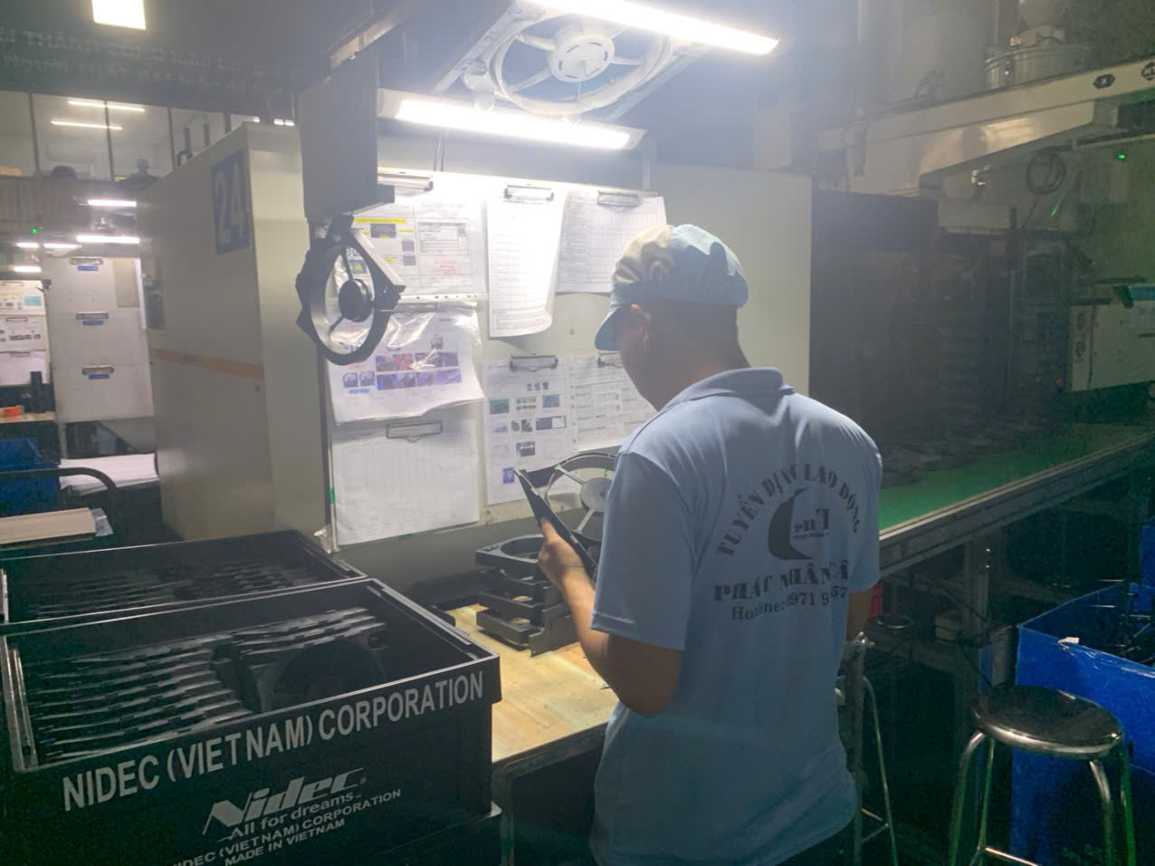 Inspection table.jpg